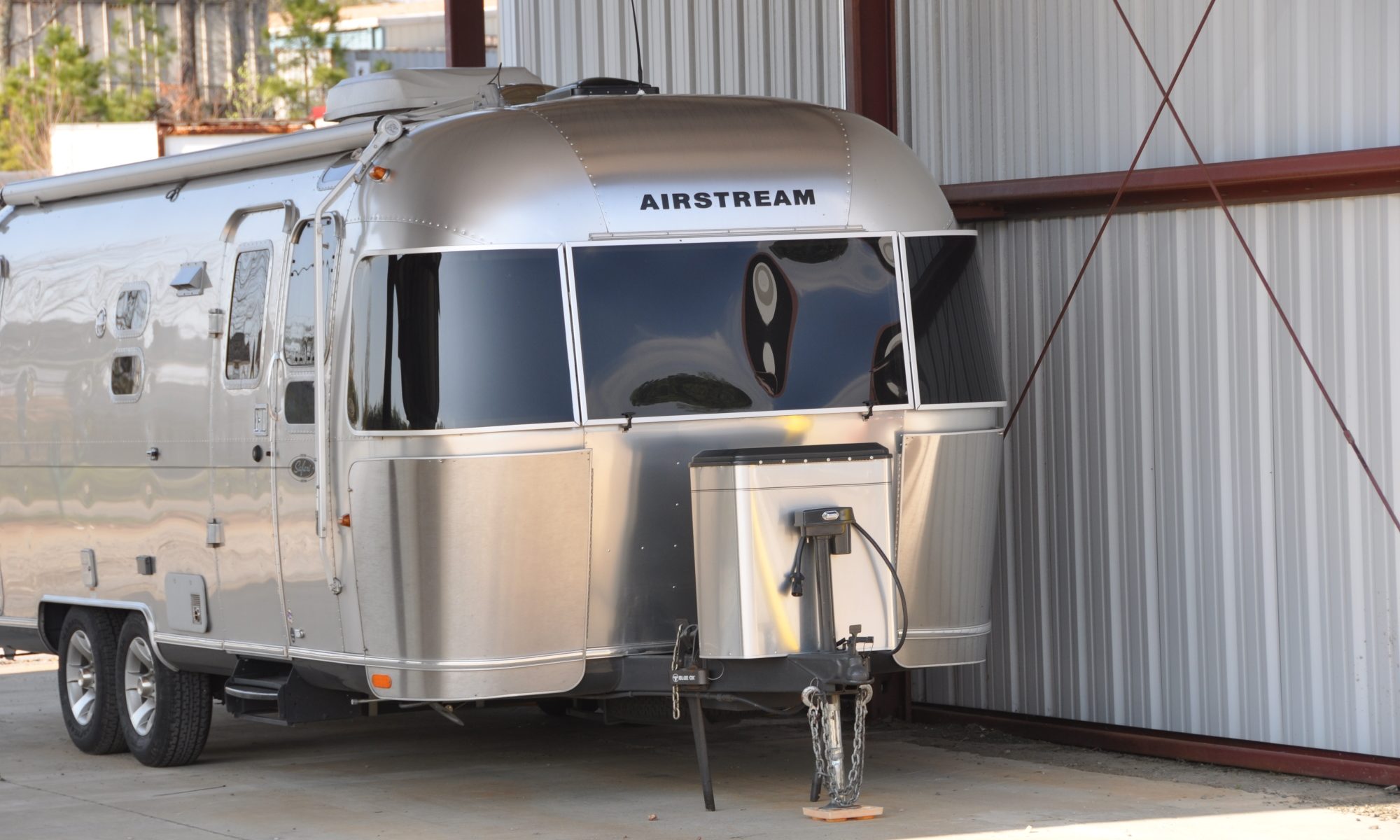 cropped-lot_airstream